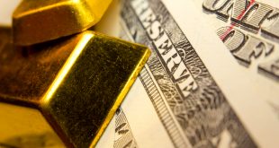 الذهب يكسر حاجز 1900 دولار لأول مرة منذ يناير